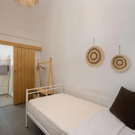 Tholos & Prive Jacuzzi 빌라